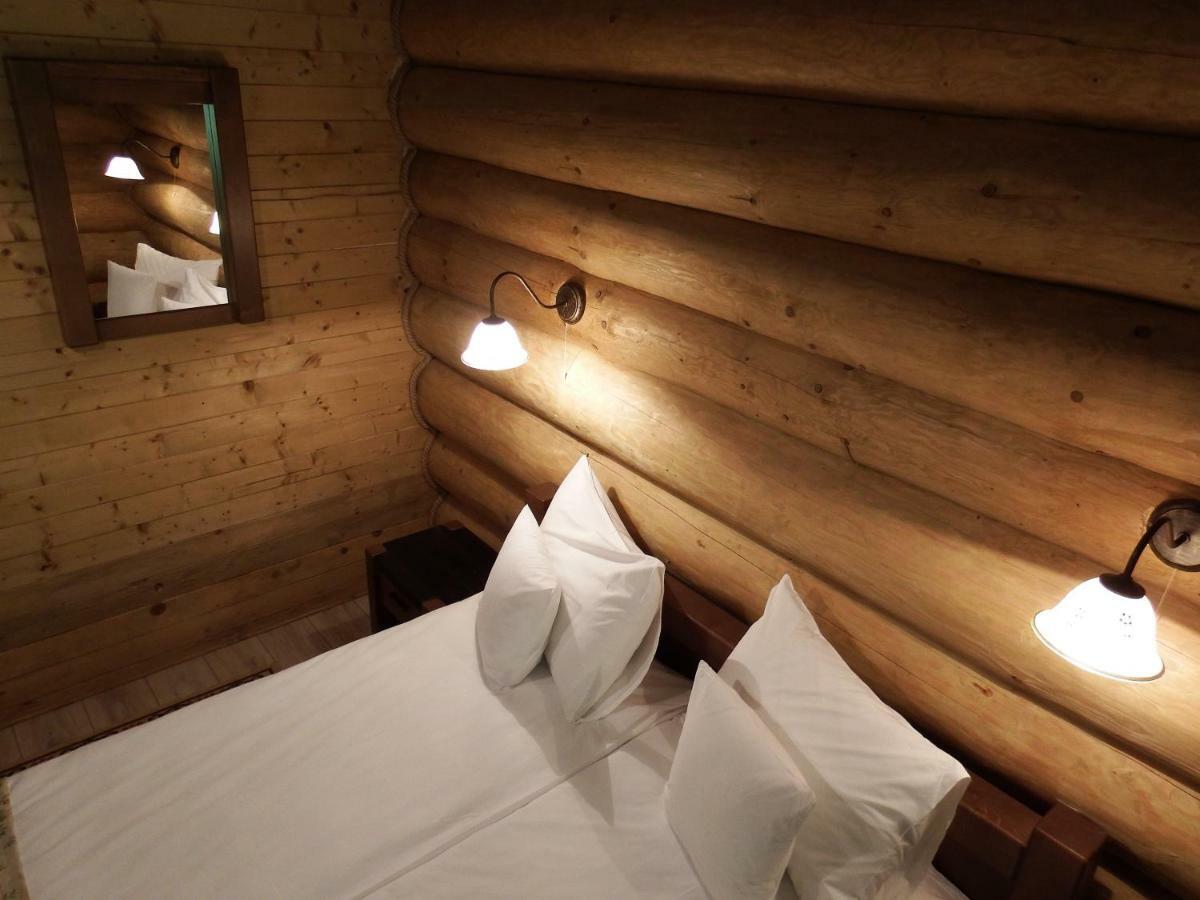 Casa Din Vale Hotel Sacuieu Eksteriør billede